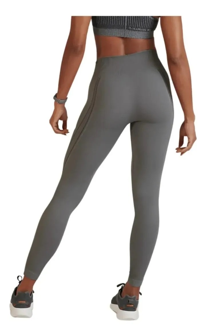 Legging grafite vista de costas